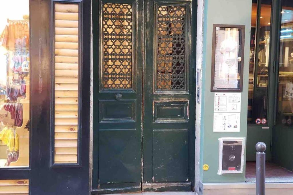Appartamento Charming Saint Germain Pres Rue De Ciseaux Parigi