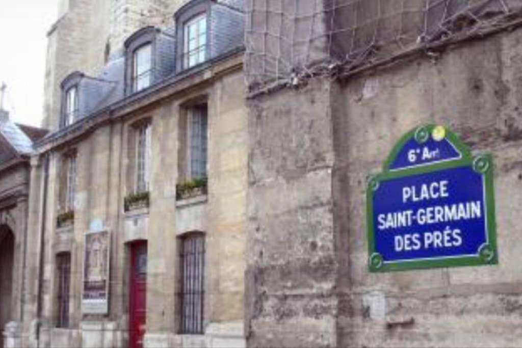 Appartamento Charming Saint Germain Pres Rue De Ciseaux Parigi