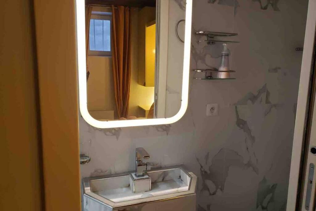 Appartamento Charming Saint Germain Pres Rue De Ciseaux